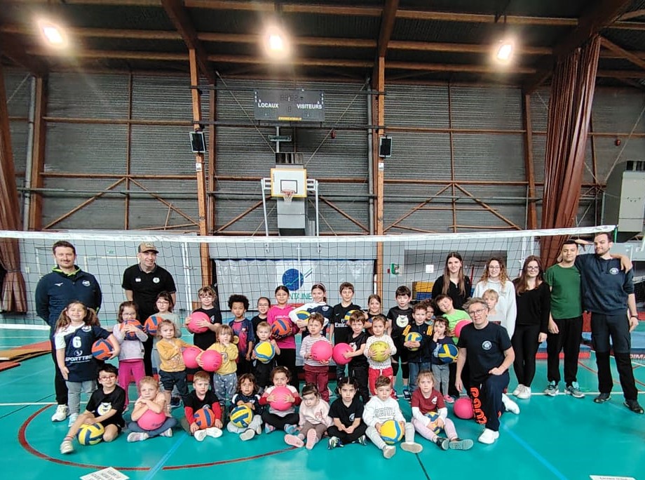 La team Baby et EDV à la rencontre inter-club de Baby-volley